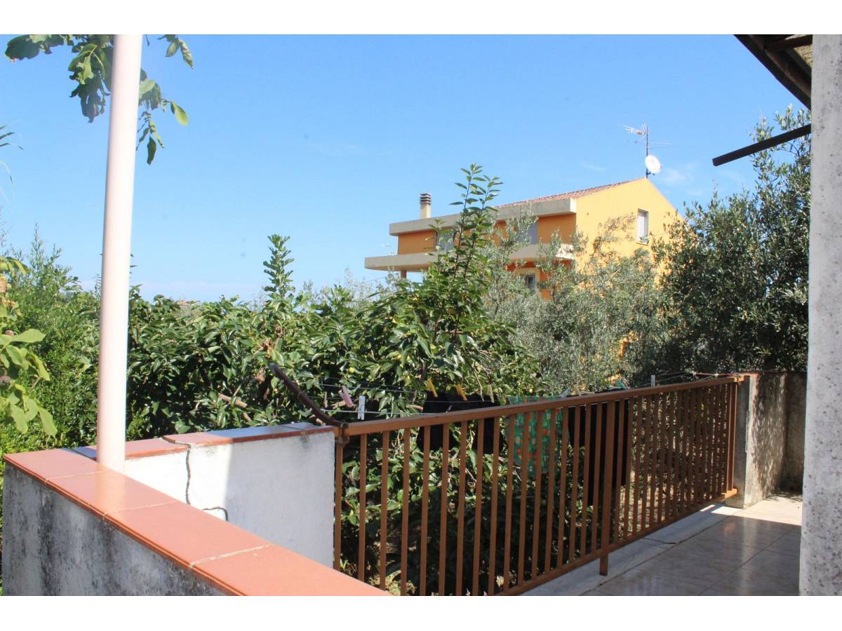Indipendent house for sale in Via XX Settembre 67  at Cupello - 8711217 foto 13