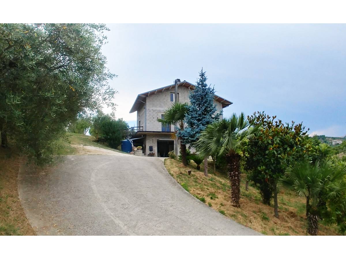Indipendent house for sale in Contrada Feudo  at Bucchianico - 8839445 foto 2