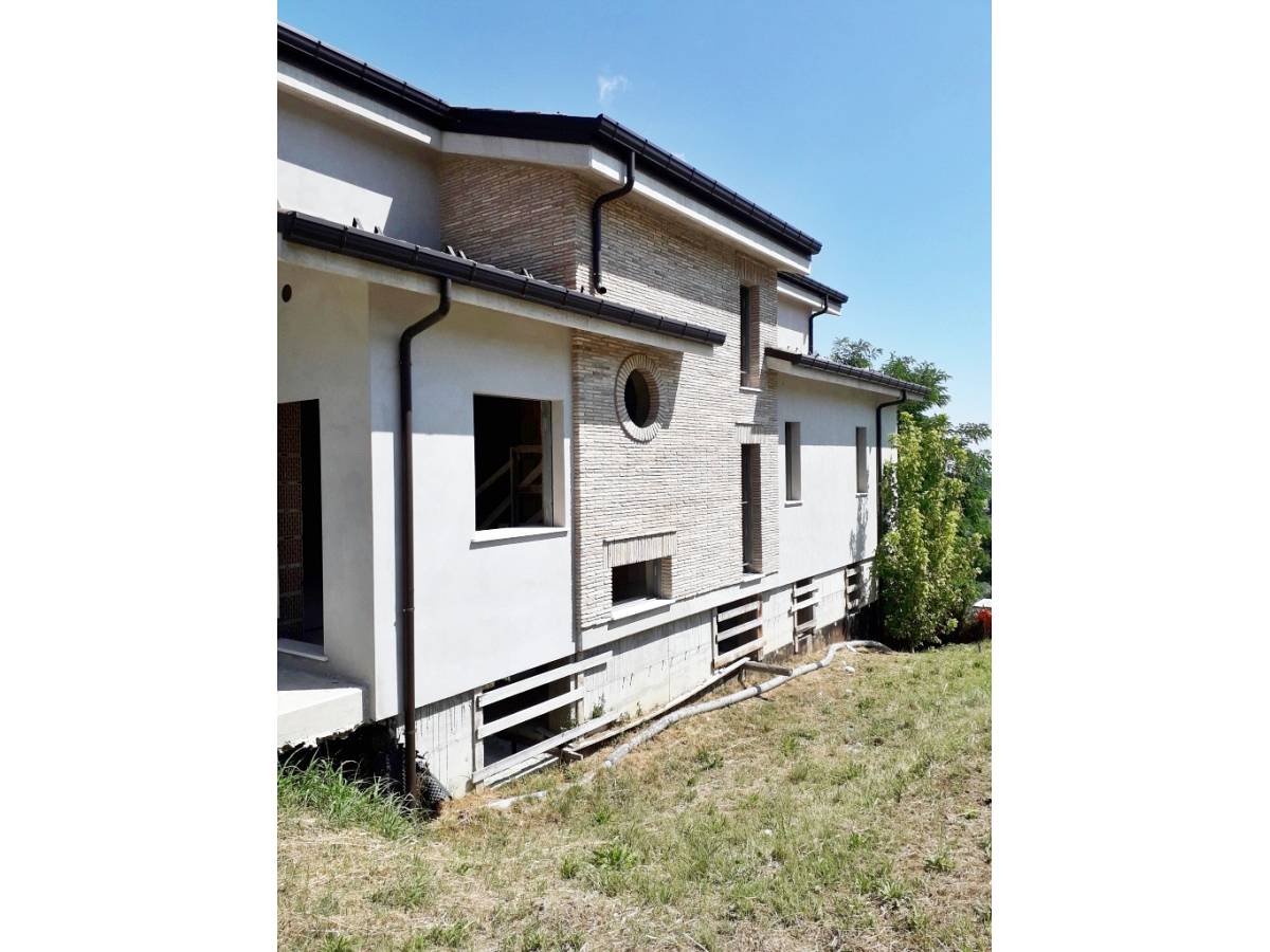 Villa for sale in   at Chieti - 3705523 foto 4