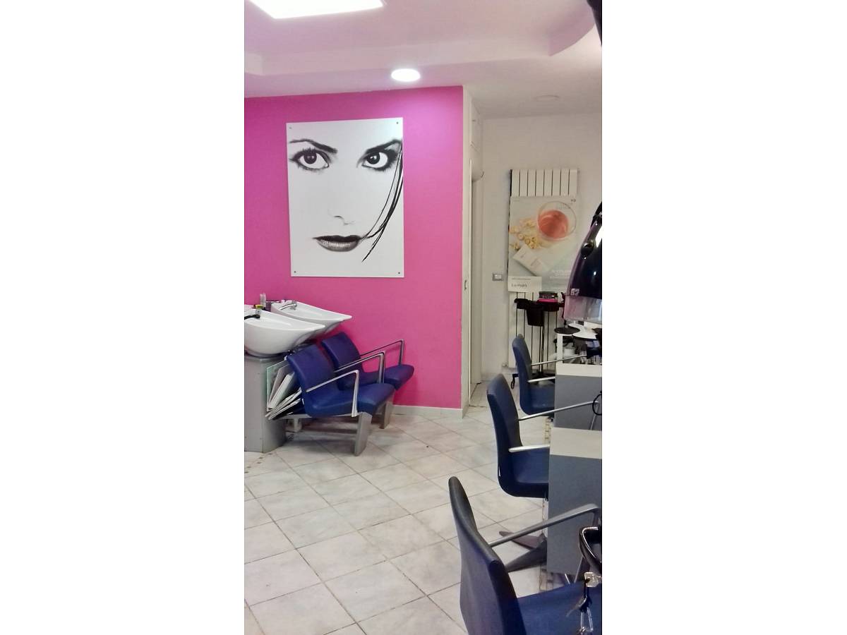 Hairdresser saloon for sale in Via Leonardo Da Vinci      in Marina area at Silvi - 4834768 foto 3