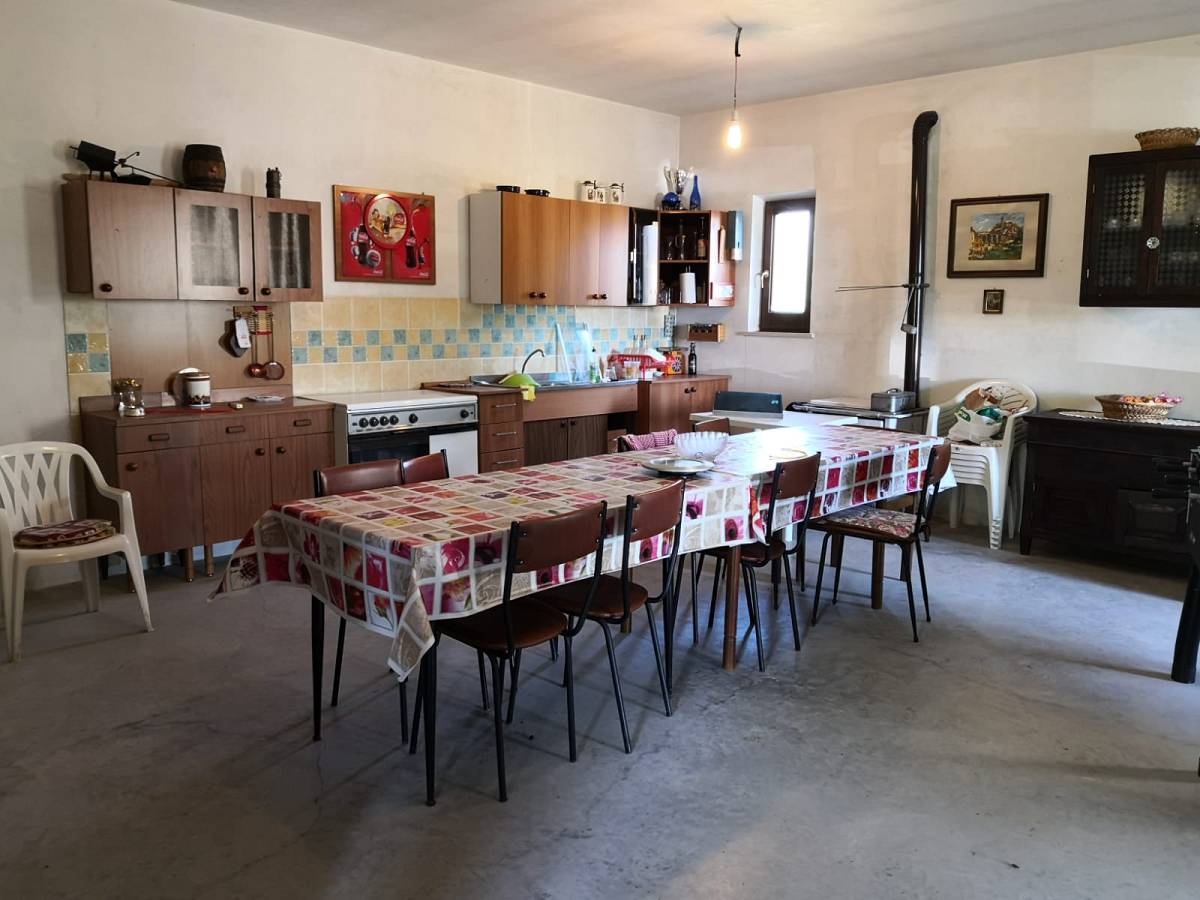 Semi-detached house for sale in C.da Colle dei Gesuiti, 49  at Bucchianico - 1240206 foto 3