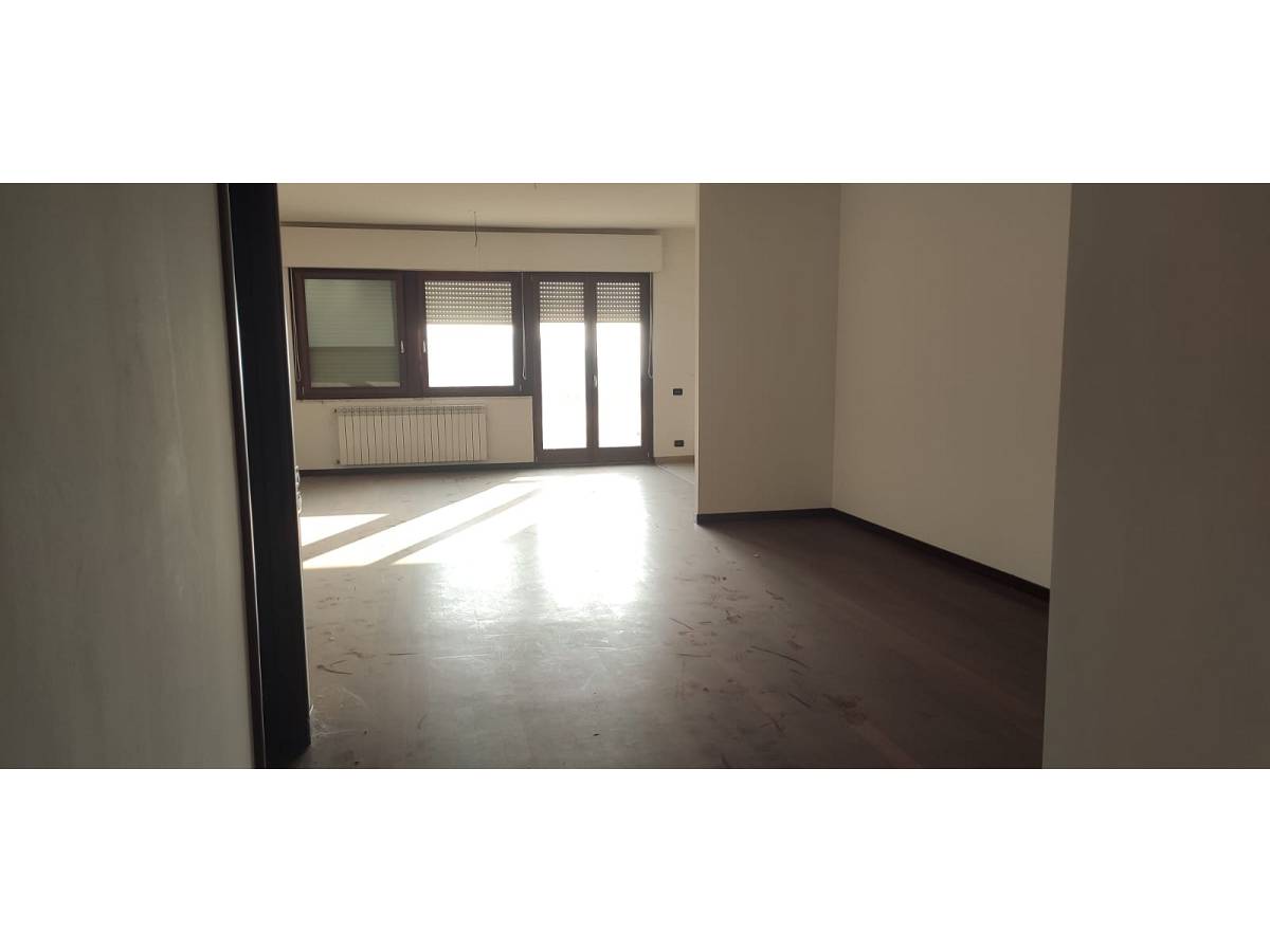 Appartamento in vendita in Viale Gran Sasso 105 zona S. Maria - Arenazze a Chieti - 9075657 foto 3