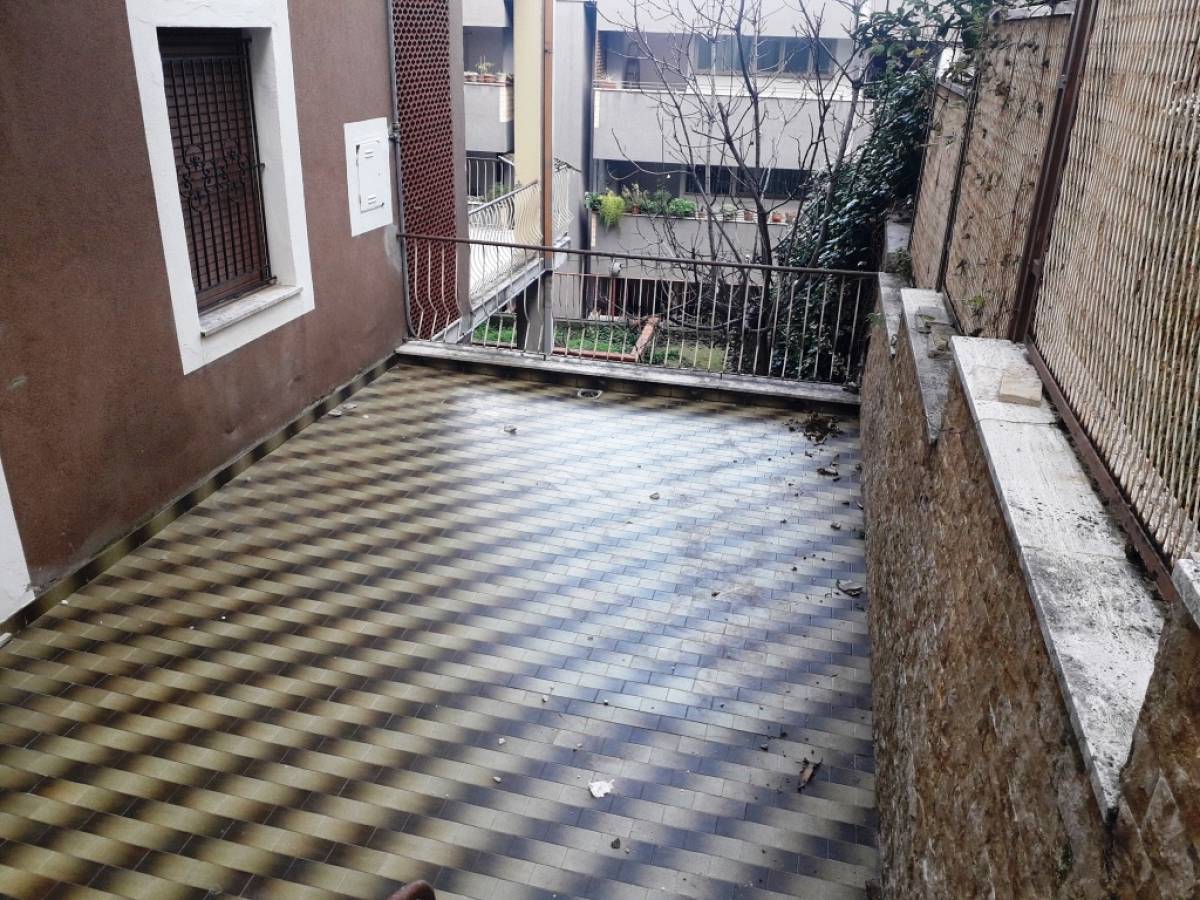 Appartamento in vendita in via federico salomone zona Porta Pescara - V. Olivieri a Chieti - 3650456 foto 4