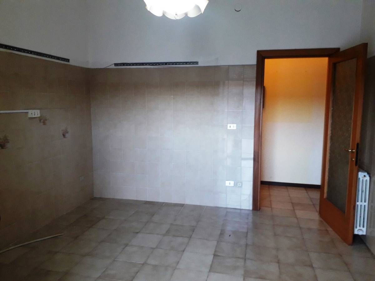 Appartamento in vendita in via federico salomone zona Porta Pescara - V. Olivieri a Chieti - 3650456 foto 11