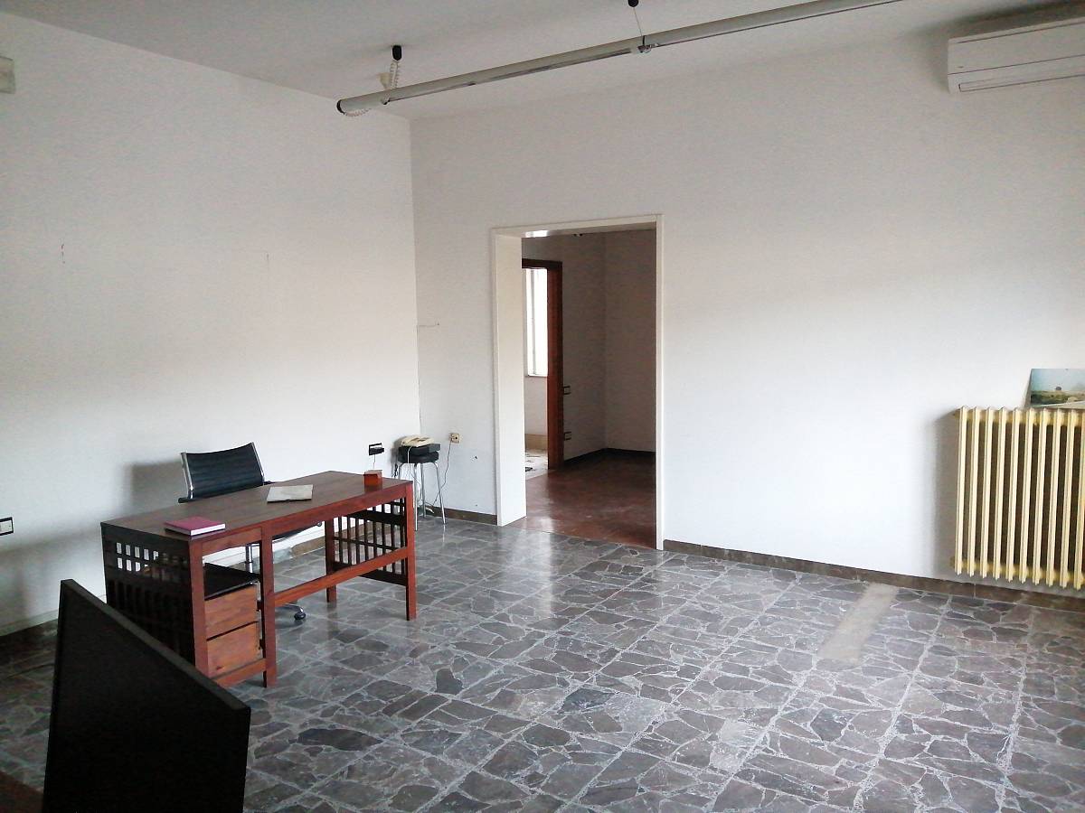 Office for sale in Viale Abruzzo  in Scalo Stadio - Ciapi area at Chieti - 1399365 foto 4