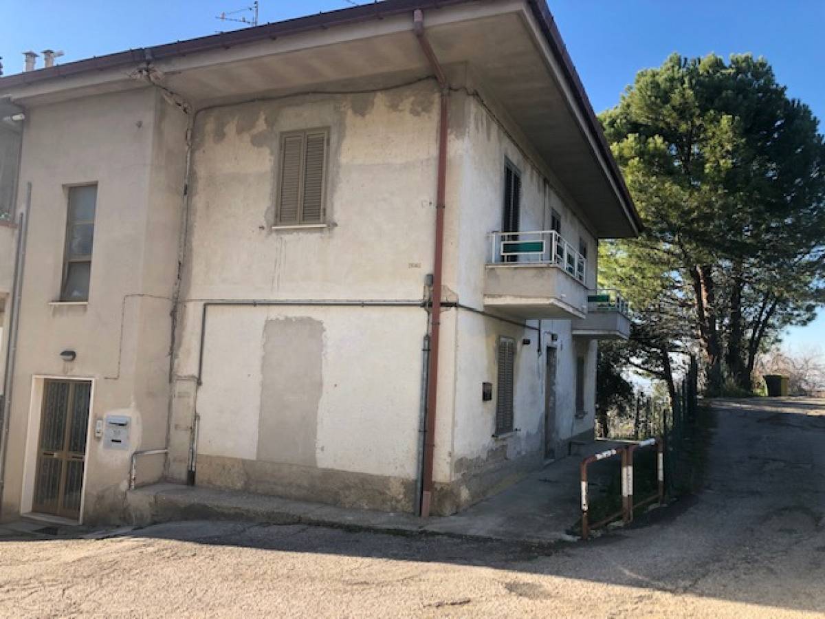 Casa indipendente in vendita in VIA DEI FRENTANI zona Tricalle a Chieti - 4445834 foto 3