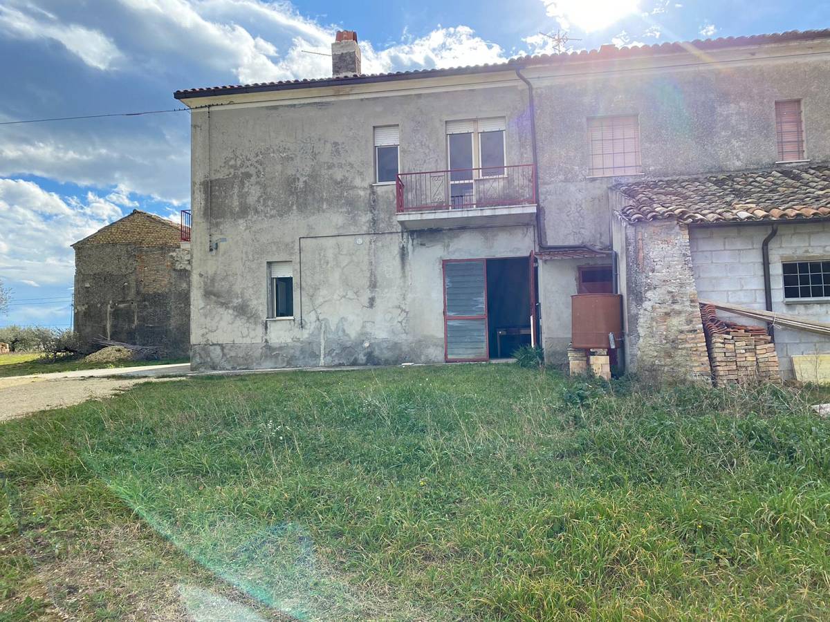 Casa colonica in vendita in via piana, 20  a Villamagna - 710013 foto 4
