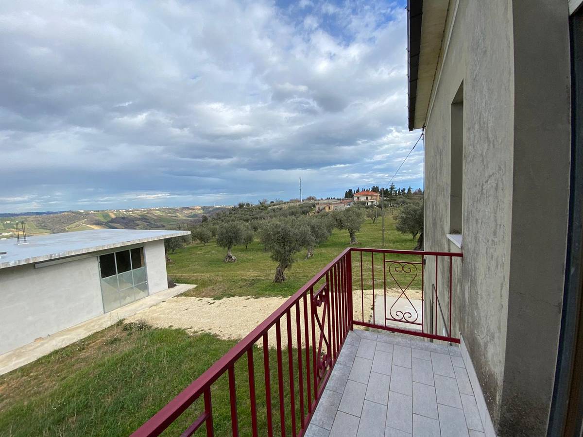 Farmhouse for sale in via piana, 20  at Villamagna - 710013 foto 7