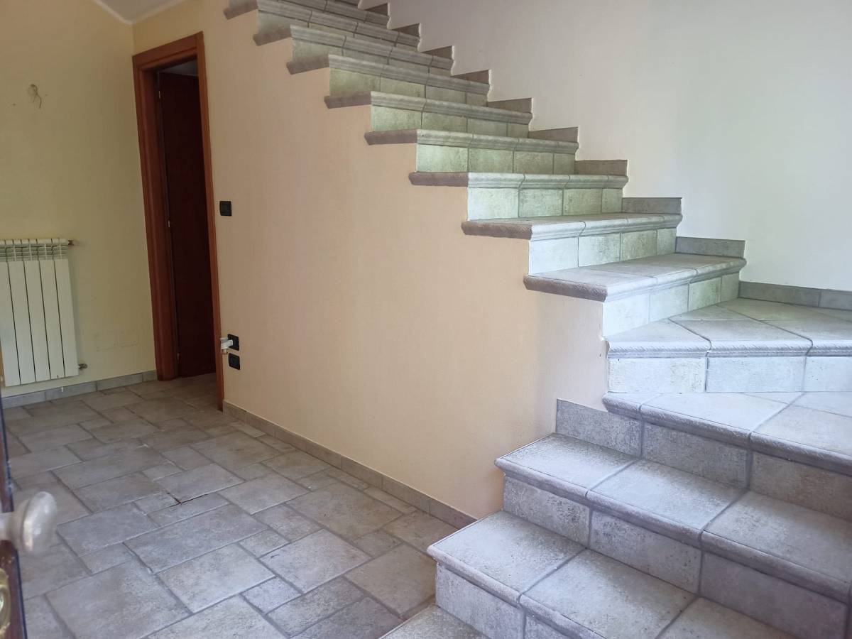 Villa a schiera in vendita in Via Aldo Moro 37  a Moscufo - 9816590 foto 7