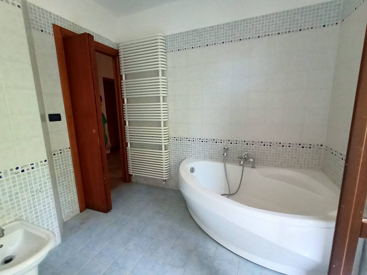 Villa a schiera in vendita in Via Aldo Moro 37  a Moscufo - 9816590 foto 21