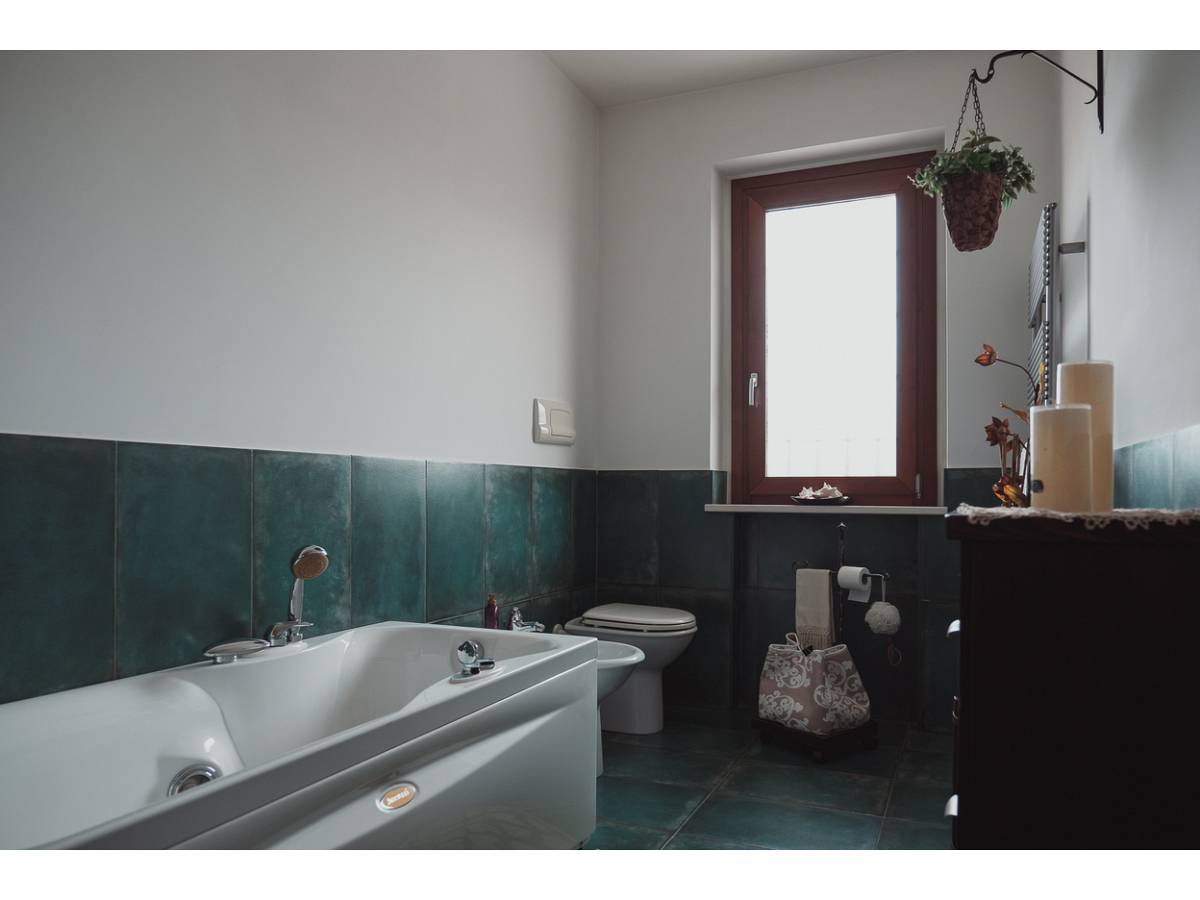Terraced house for sale in   at Cepagatti - 341134 foto 9