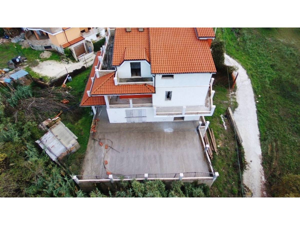 Villa bifamiliare in vendita in  zona Colle a Montesilvano - 7594393 foto 6