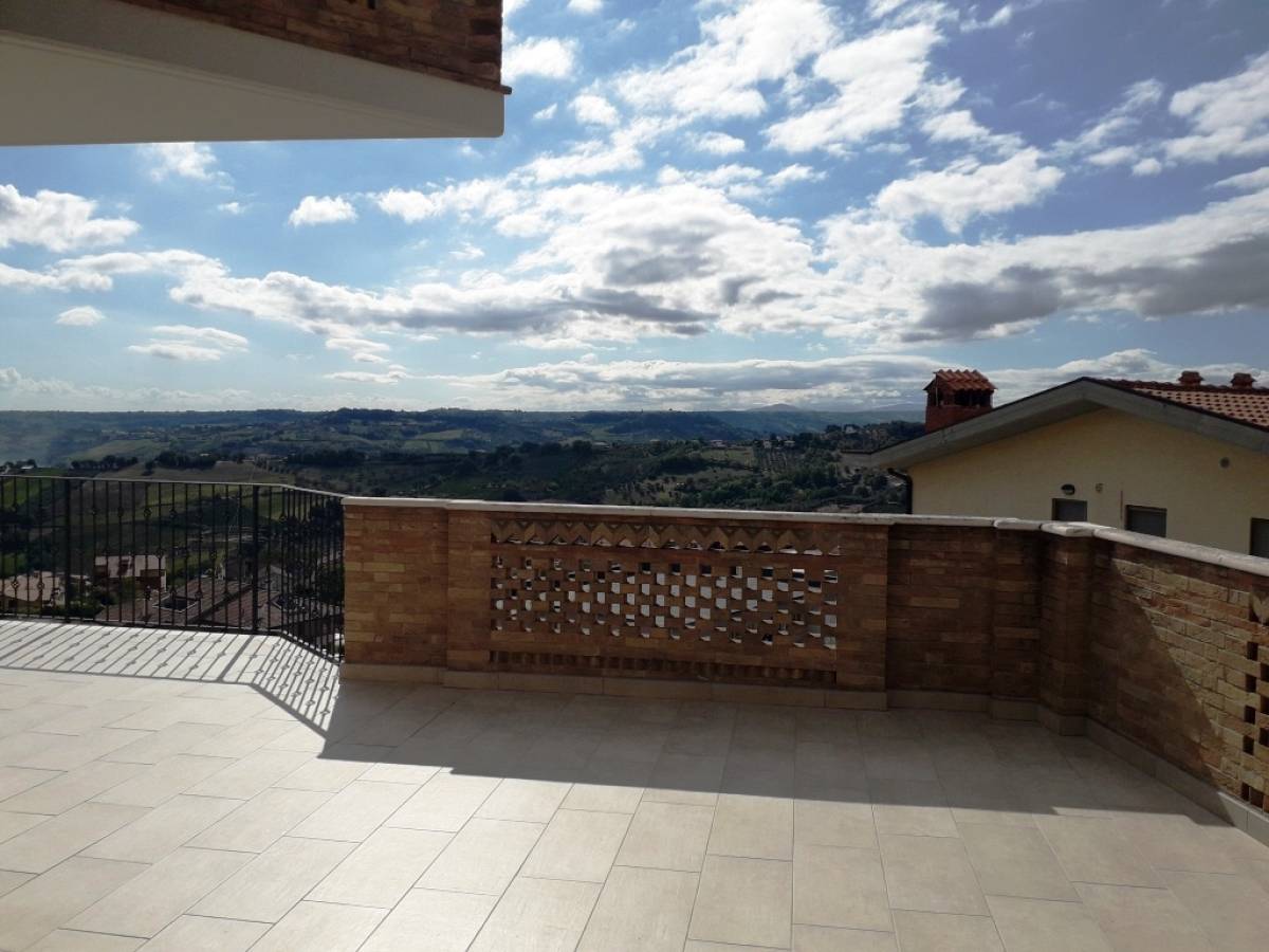 Villa for sale in via della vittoria  at Bucchianico - 9823832 foto 11