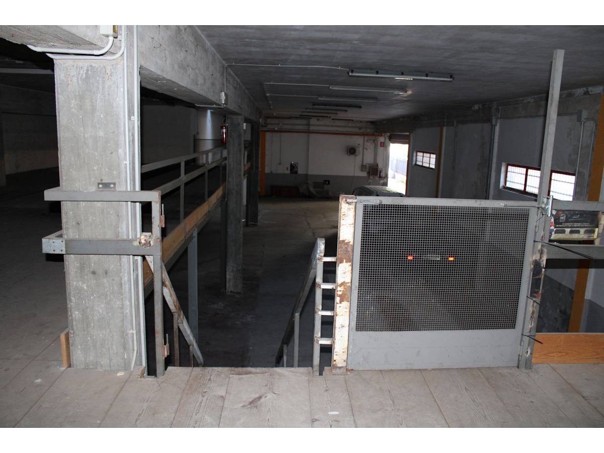 Warehouse for sale in Viale Amendola 242  in Sambuceto Centro area at San Giovanni Teatino - 8751601 foto 5