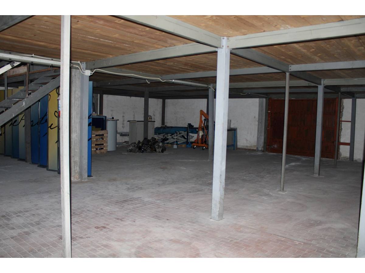 Warehouse for sale in Viale Amendola 242  in Sambuceto Centro area at San Giovanni Teatino - 8751601 foto 6