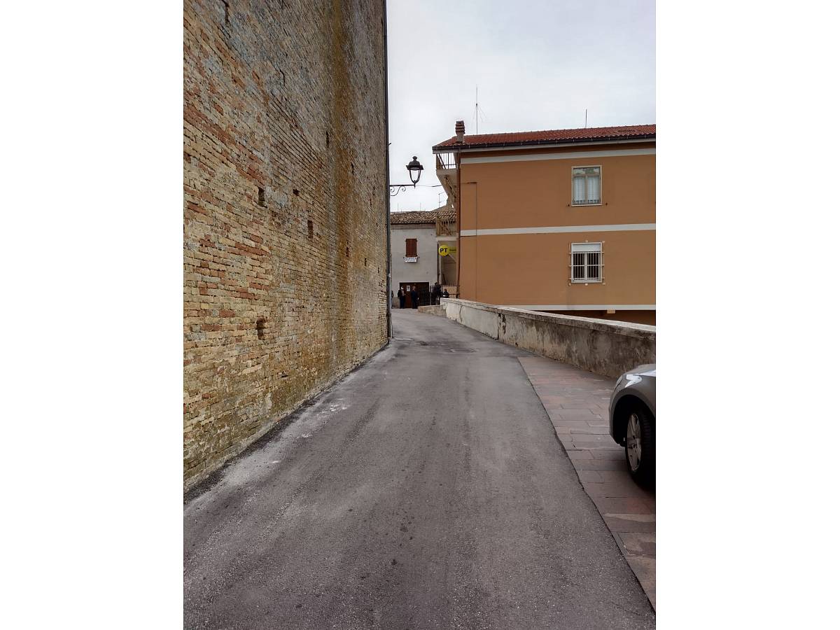 Stabile o Palazzo in vendita in P.zza S. Urbano   a Bucchianico - 1339309 foto 2