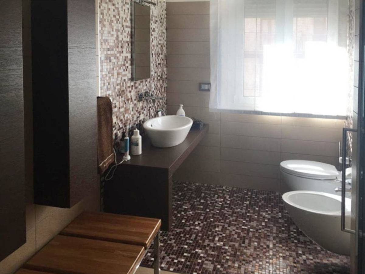 Appartamento in vendita in Via F. Salomone  a Chieti - 9087618 foto 4
