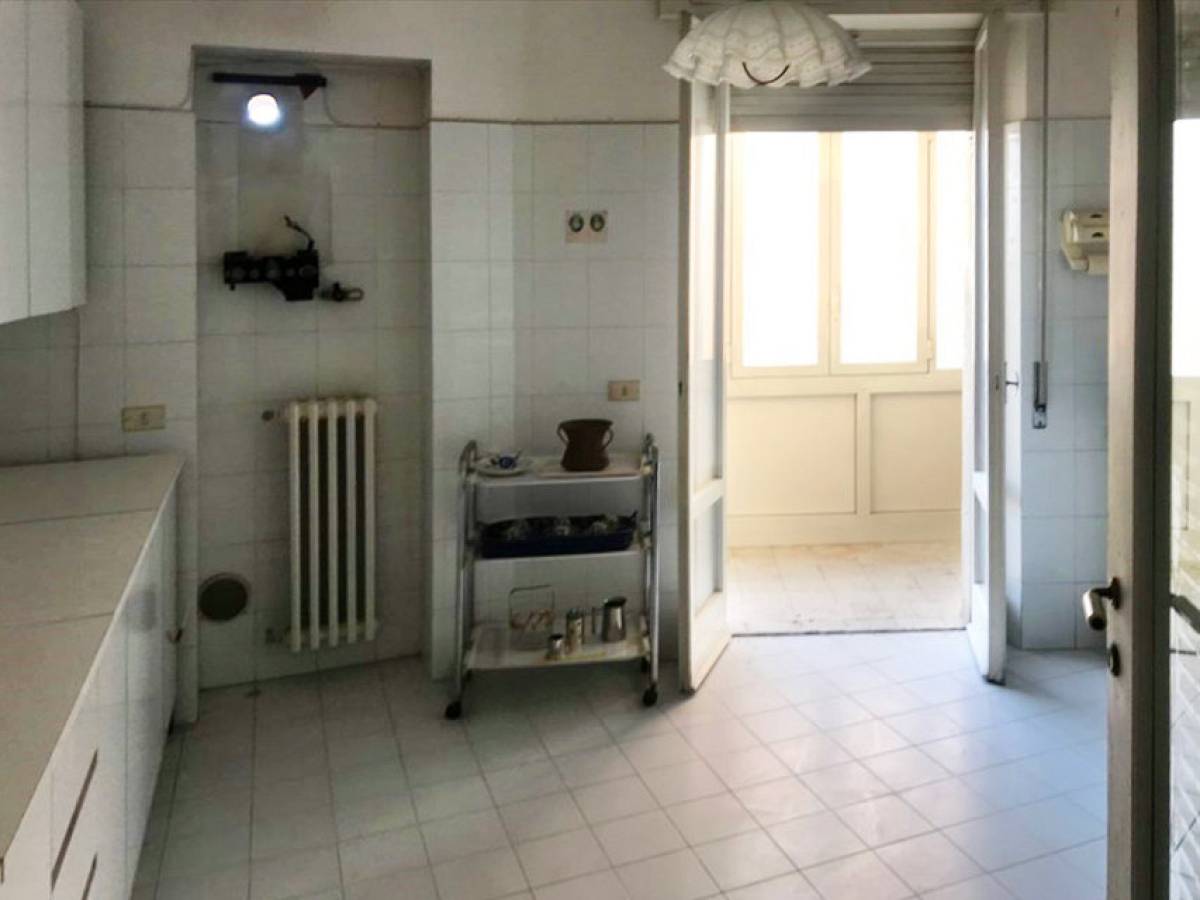 Apartment for sale in   in Clinica Spatocco - Ex Pediatrico area at Chieti - 2291846 foto 4