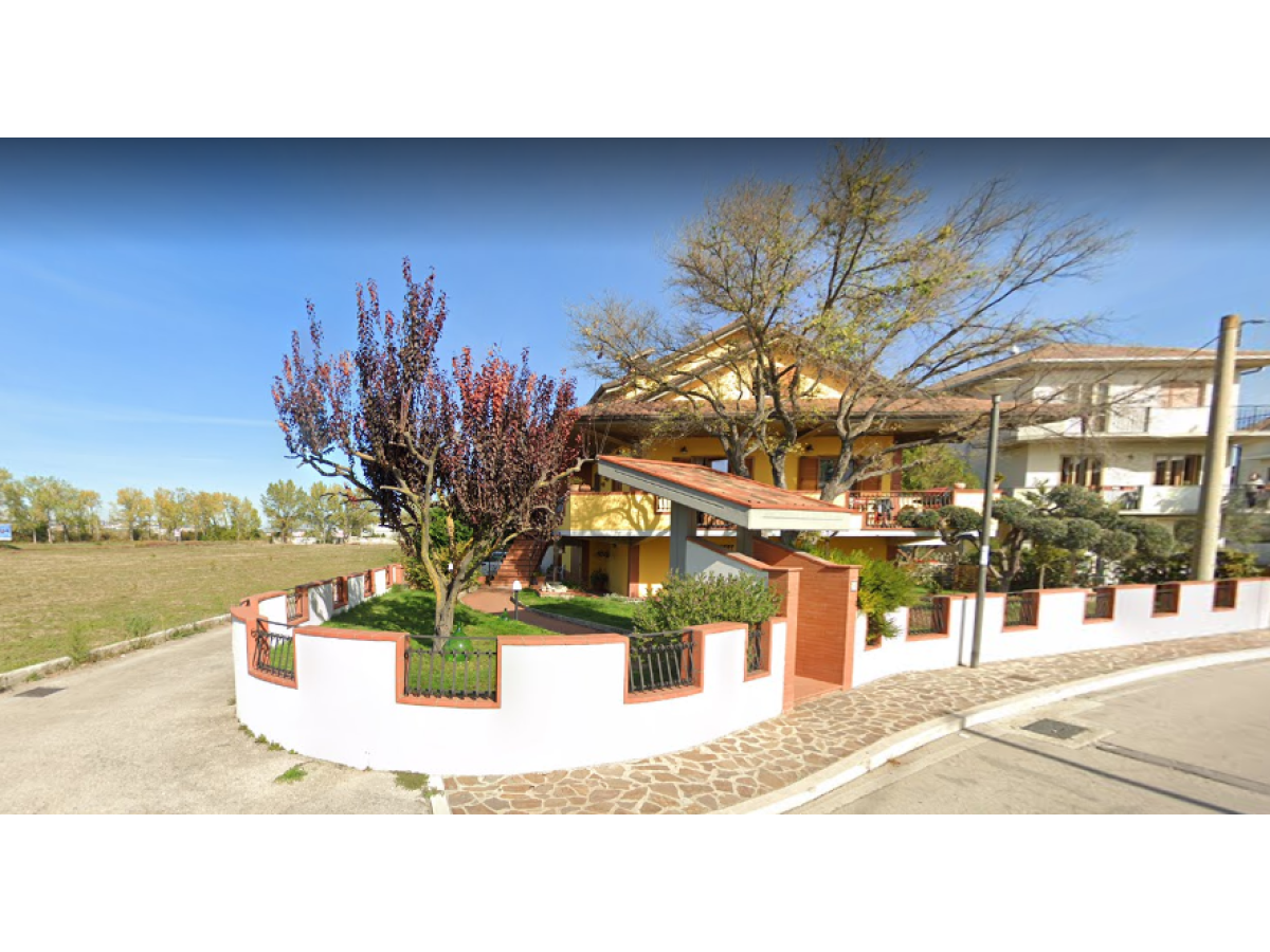 Villa bifamiliare in vendita in   a San Giovanni Teatino - 5475291 foto 4