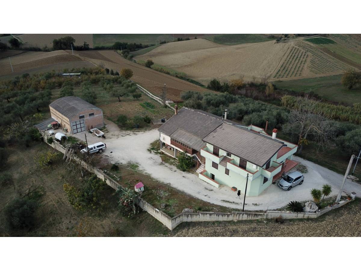 Casa indipendente in vendita in Contrada Pratelle 33  a Pianella - 2216742 foto 3