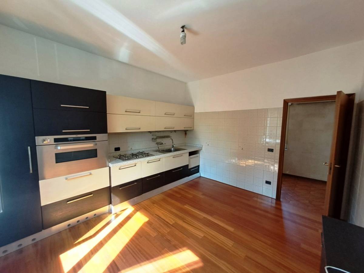 Stabile o Palazzo in vendita in via pianell zona C.so Marrucino - Civitella a Chieti - 4493344 foto 15