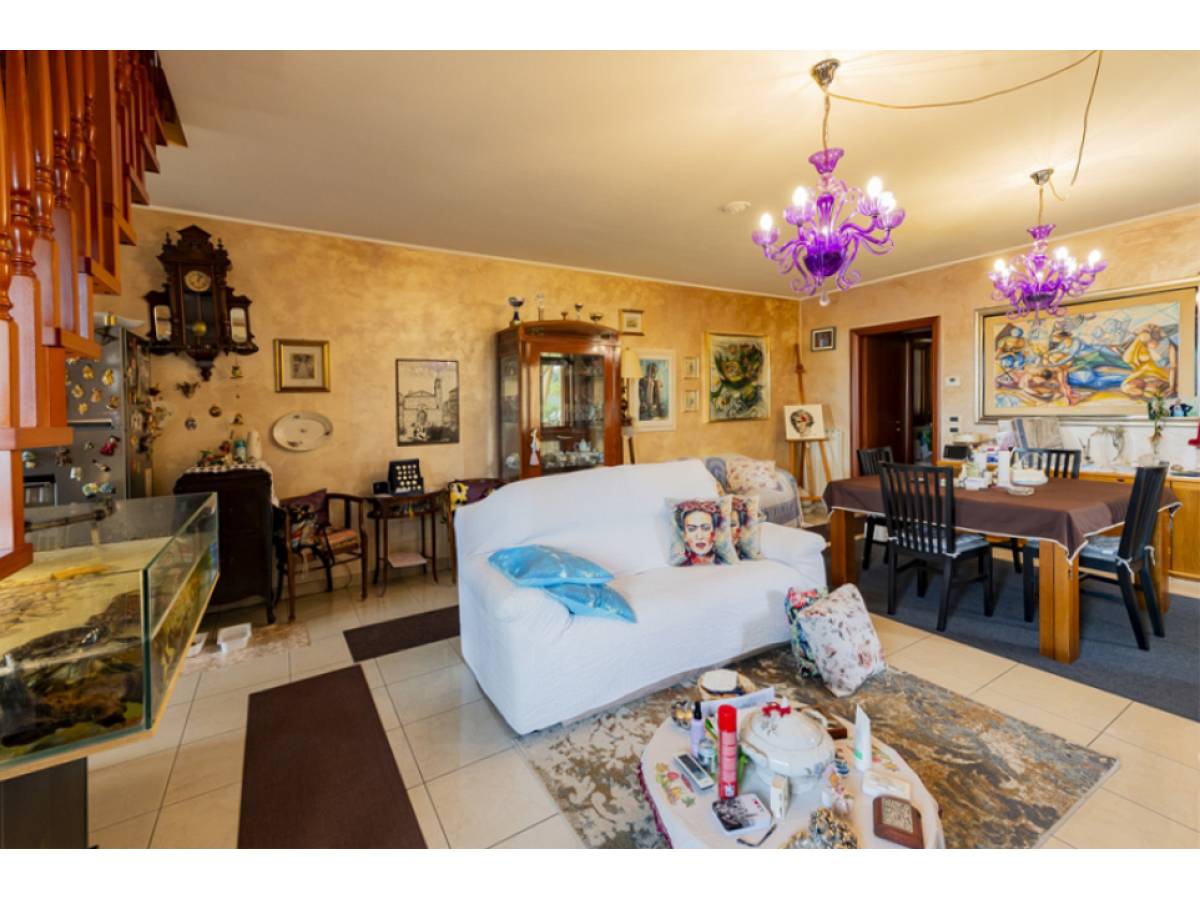 Villa quadrifamiliare in vendita in  zona San Giovanni Alta a San Giovanni Teatino - 3379138 foto 9