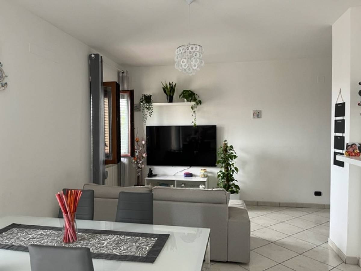Appartamento in vendita in via S. Chiara, 20  a Bucchianico - 5195650 foto 3