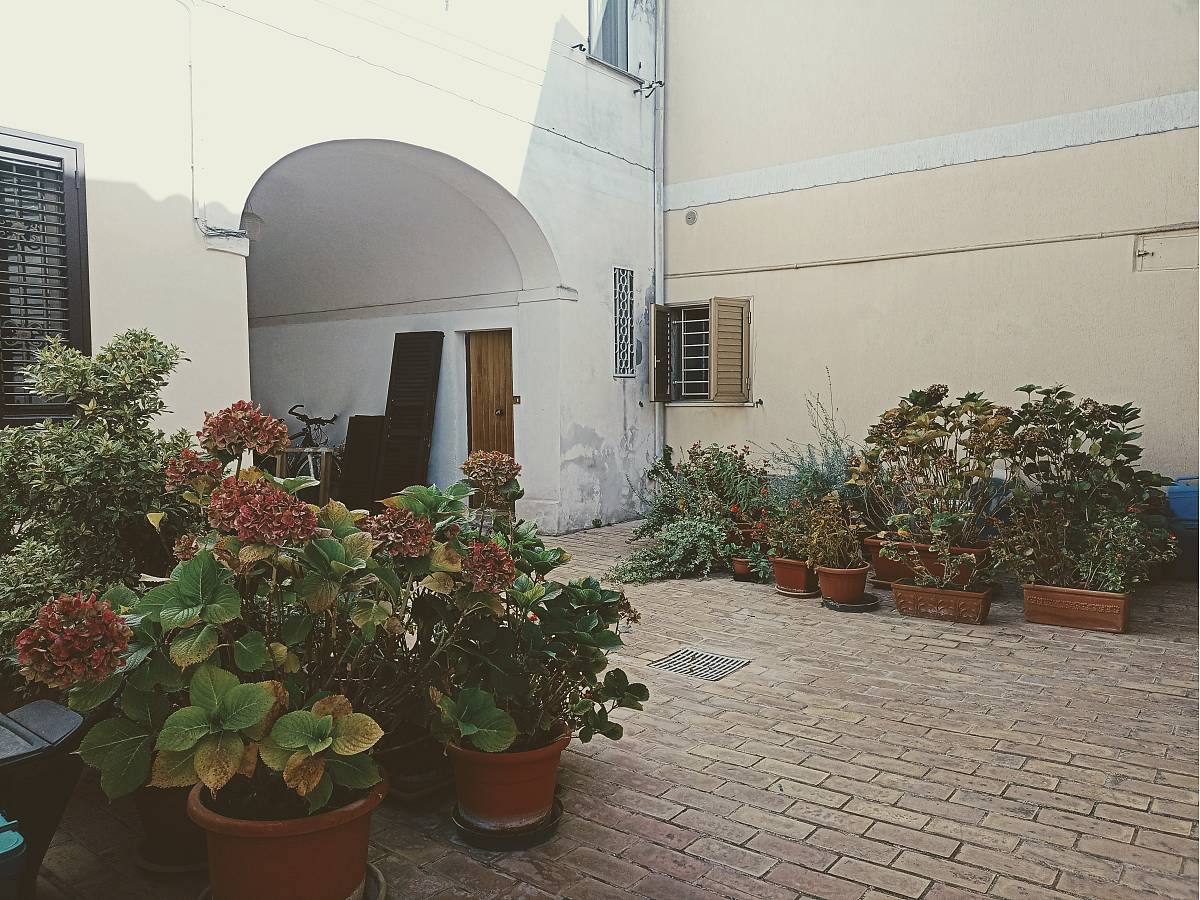 Indipendent house for sale in Via Parladore  in S. Maria - Arenazze area at Chieti - 5746608 foto 1