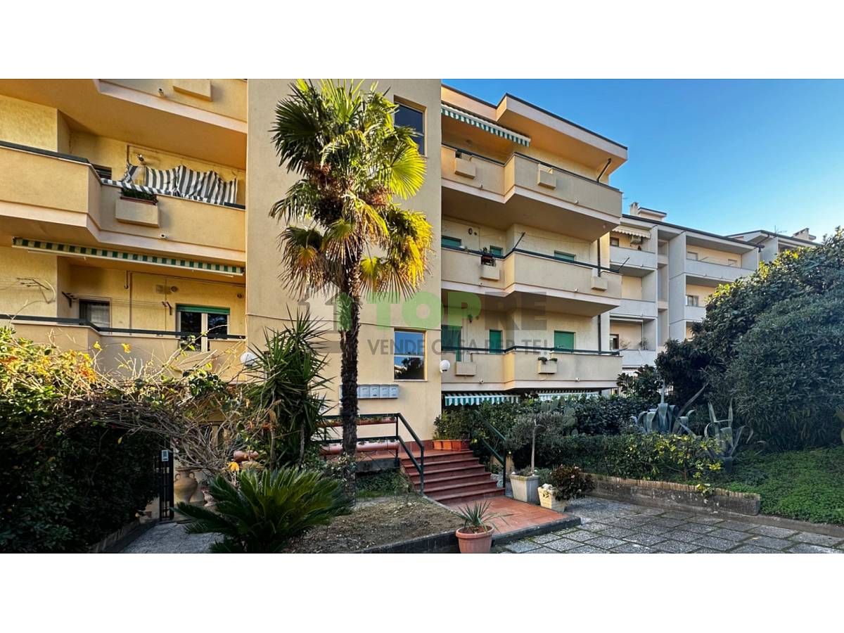 Apartment for sale in   in Paese area at Vasto - 9580694 foto 1