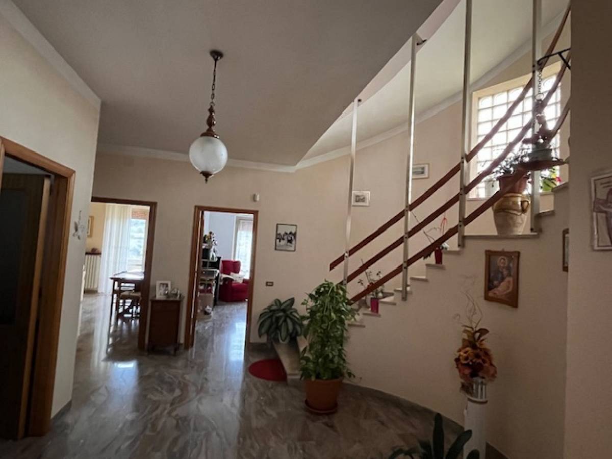 Villa in vendita in Località Calcara  a Bucchianico - 3835259 foto 1