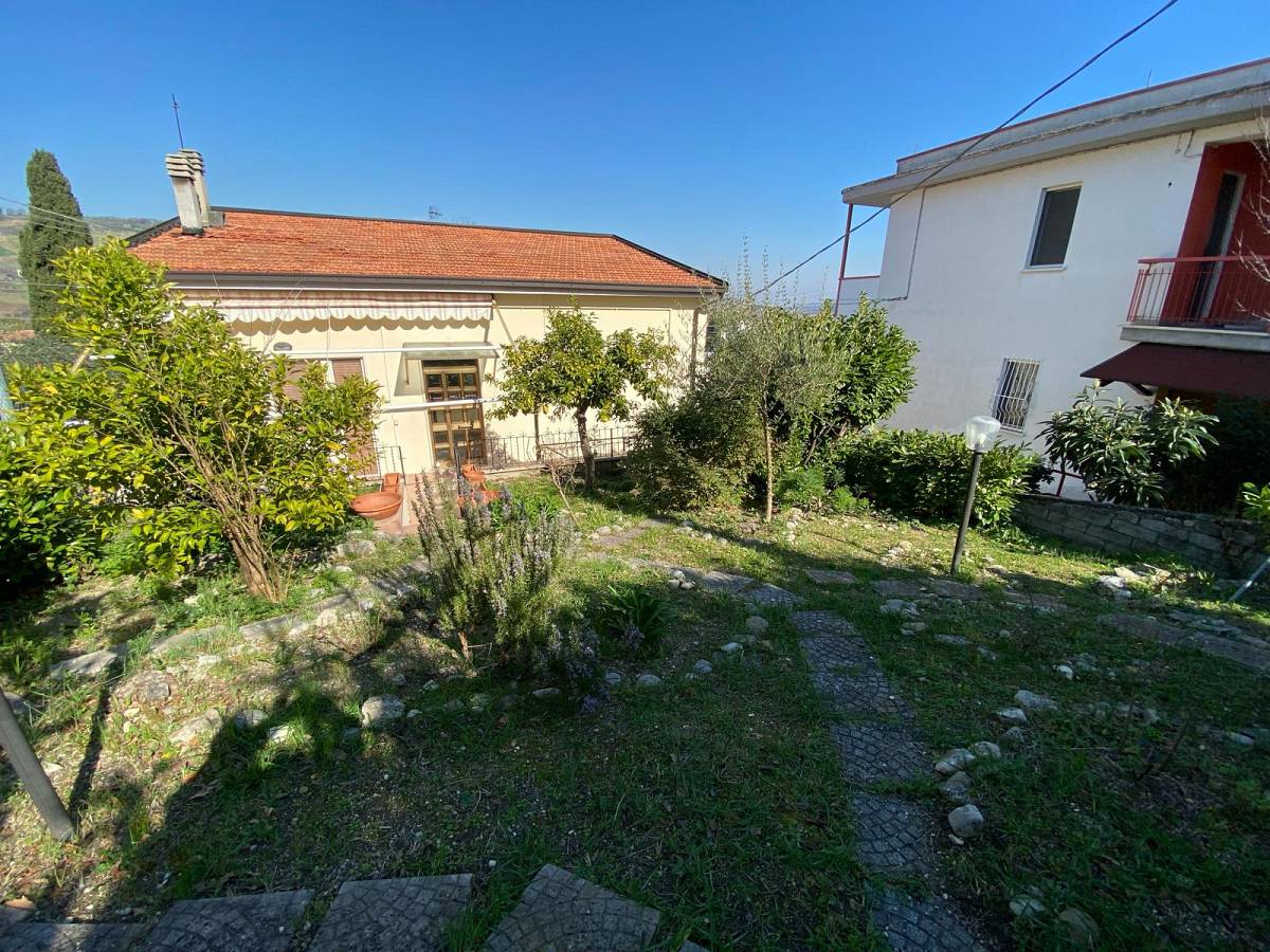 Indipendent house for sale in   at Scafa - 9402868 foto 29