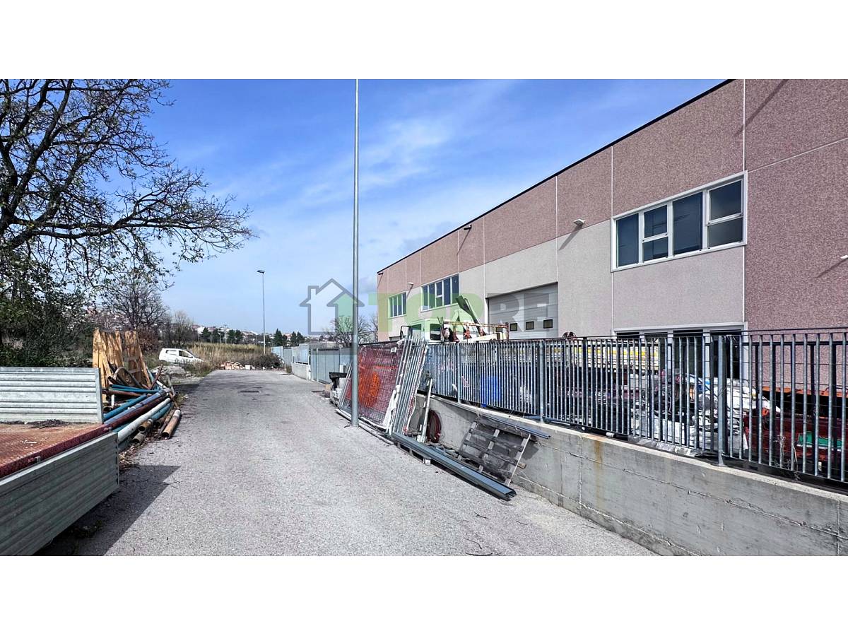 Warehouse for sale in   at San Salvo - 4543643 foto 19