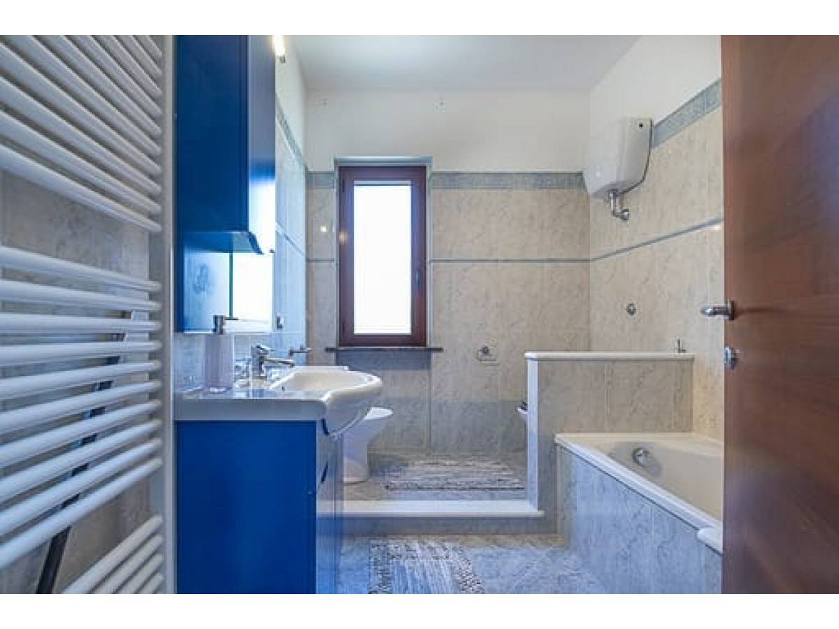 Appartamento in vendita in Via Corsi 2  a Roccamontepiano - 9407852 foto 12
