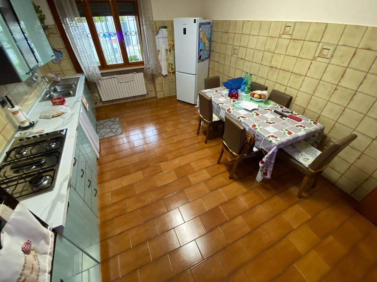 Appartamento in vendita in   a San Giovanni Teatino - 376416 foto 3