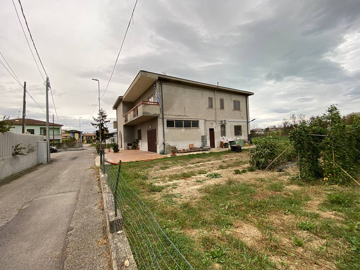 Appartamento in vendita in   a San Giovanni Teatino - 376416 foto 28