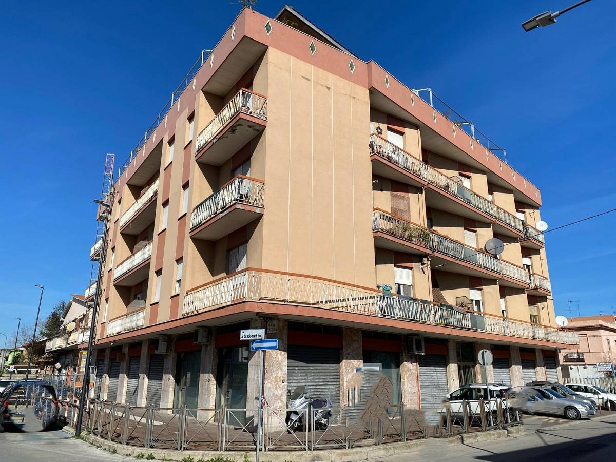 Apartment for sale in   in Tiburtina - S. Donato area at Pescara - 2115006 foto 1