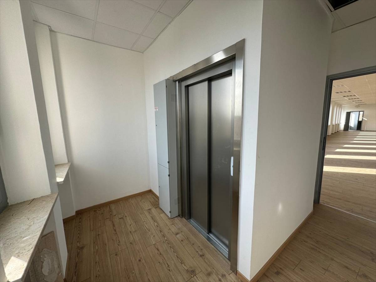 Office for rent in   in Zona Piazza Matteotti area at Chieti - 5968726 foto 6