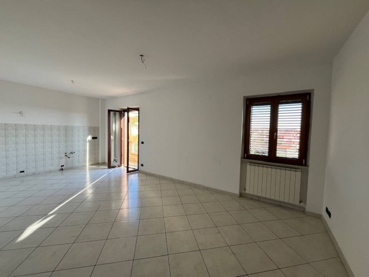 Apartment for sale in via S. Chiara, 20  at Bucchianico - 5195650 foto 1