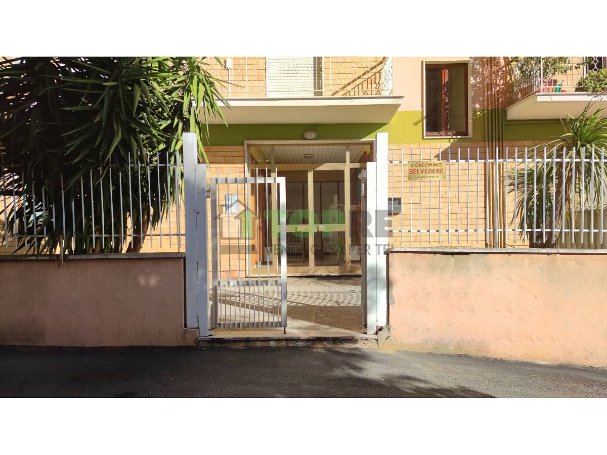 Apartment for sale in Via Eugenio Bruno  in Clinica Spatocco - Ex Pediatrico area at Chieti - 6984814 foto 4