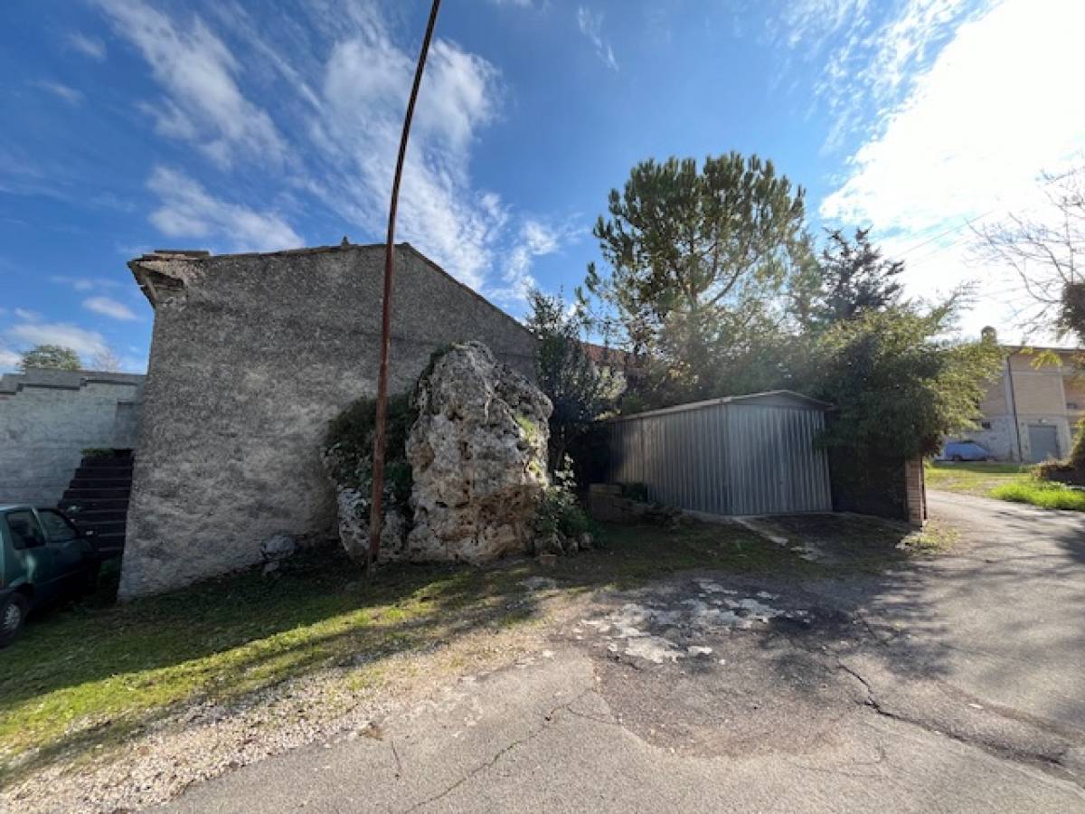 Indipendent house for sale in via d'Arcangelo  at Roccamontepiano - 3698220 foto 17