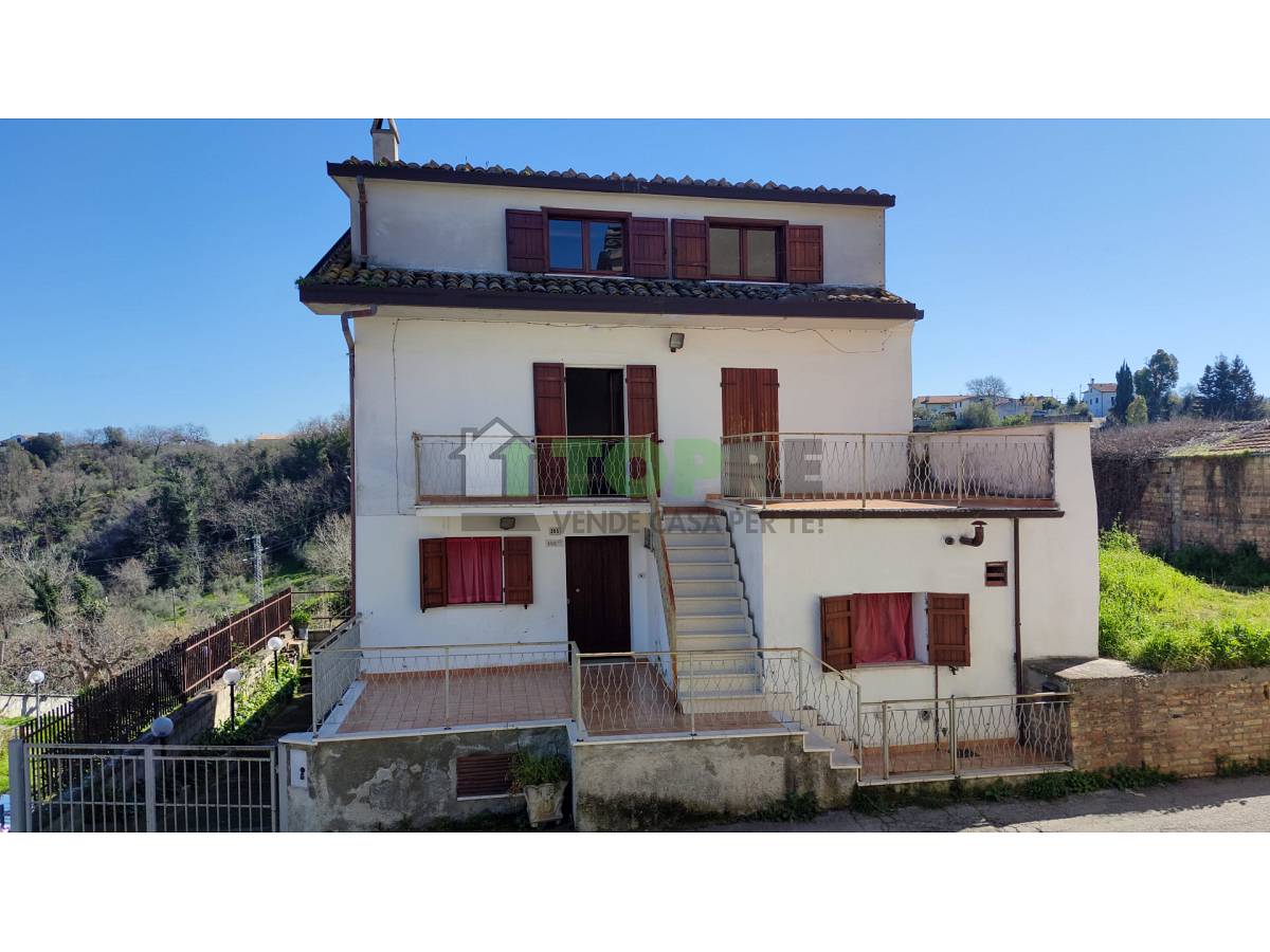 Indipendent house for sale in Contrada Santa Giusta  at Lanciano - 932116 foto 1