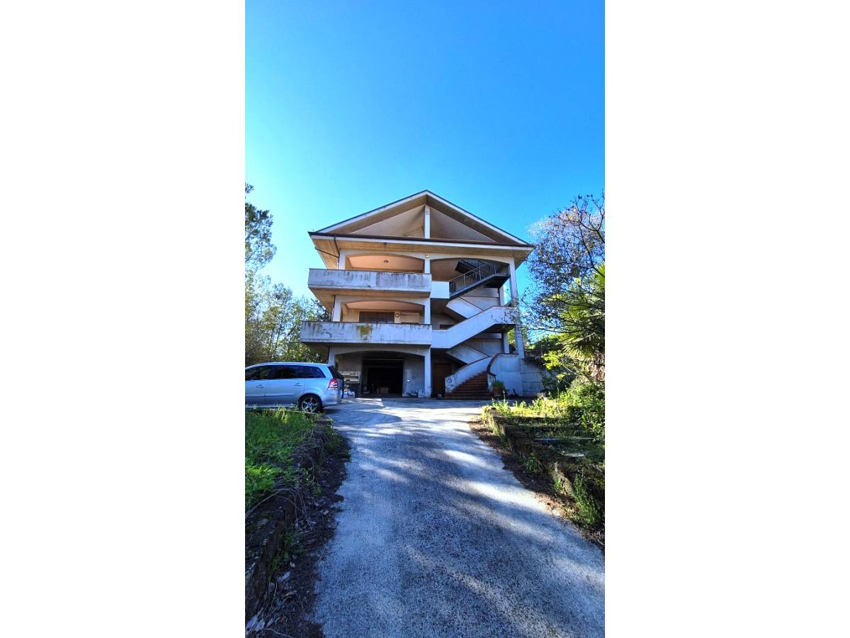 Villa bifamiliare in vendita in via per popoli zona Scalo Brecciarola a Chieti - 174803 foto 1