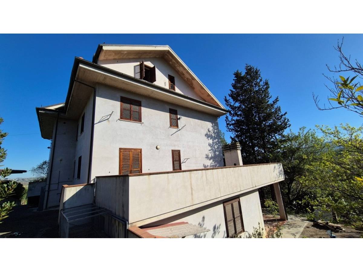 Villa bifamiliare in vendita in via per popoli zona Scalo Brecciarola a Chieti - 174803 foto 2