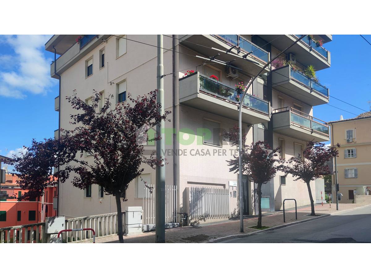 Apartment for sale in Via Madonna degli Angeli  in Mad. Angeli-Misericordia area at Chieti - 3953912 foto 2