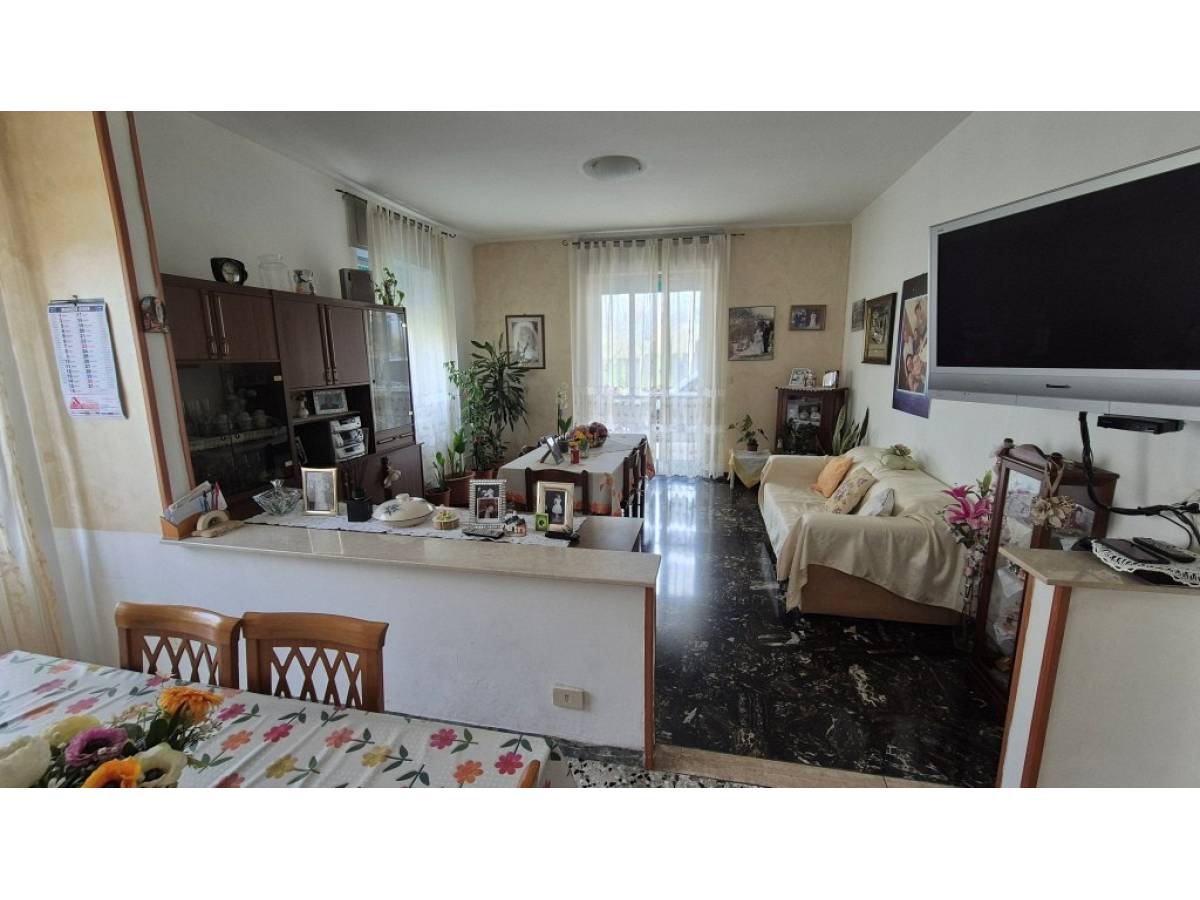 Casa indipendente in vendita in via aterno zona Scalo Brecciarola a Chieti - 3919367 foto 9