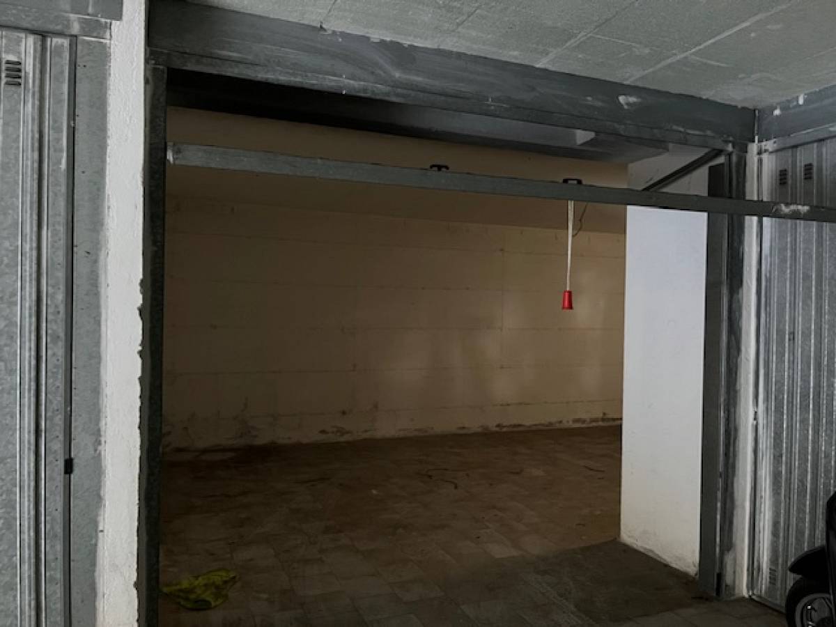 Garage in vendita in via dei Lucani zona Tricalle a Chieti - 5129760 foto 2