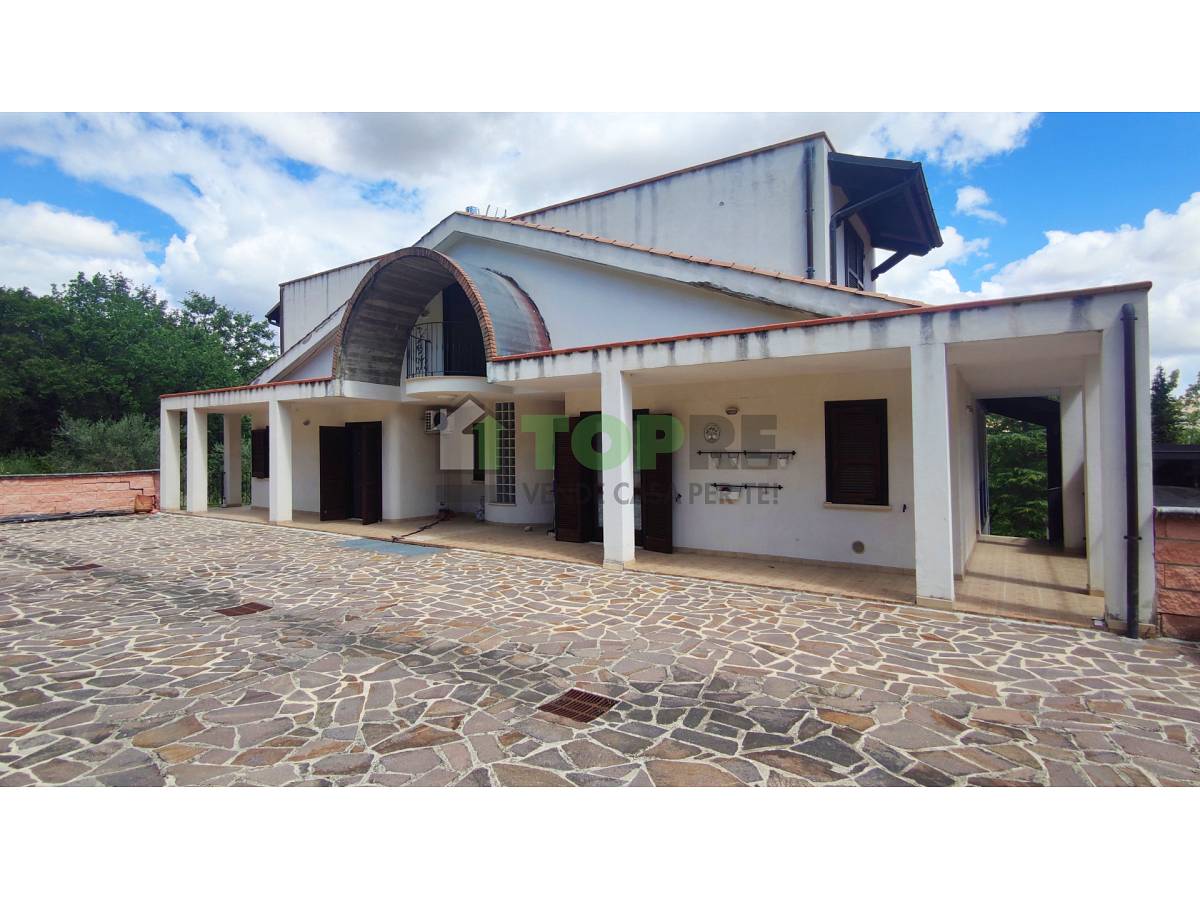 Villa for sale in Via Vicenne, 77  at Casoli - 5456440 foto 20