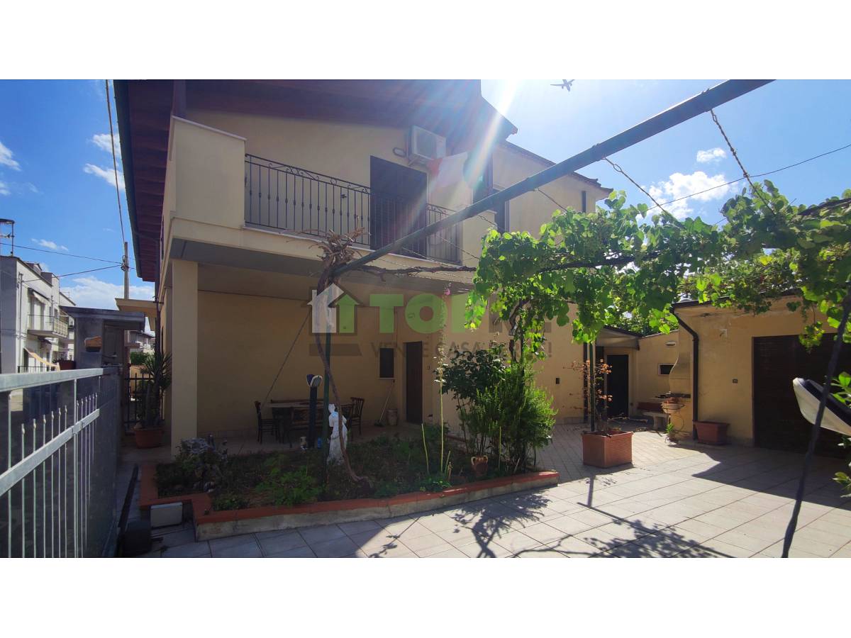 Casa indipendente in vendita in  zona Colli a Pescara - 9999238 foto 1