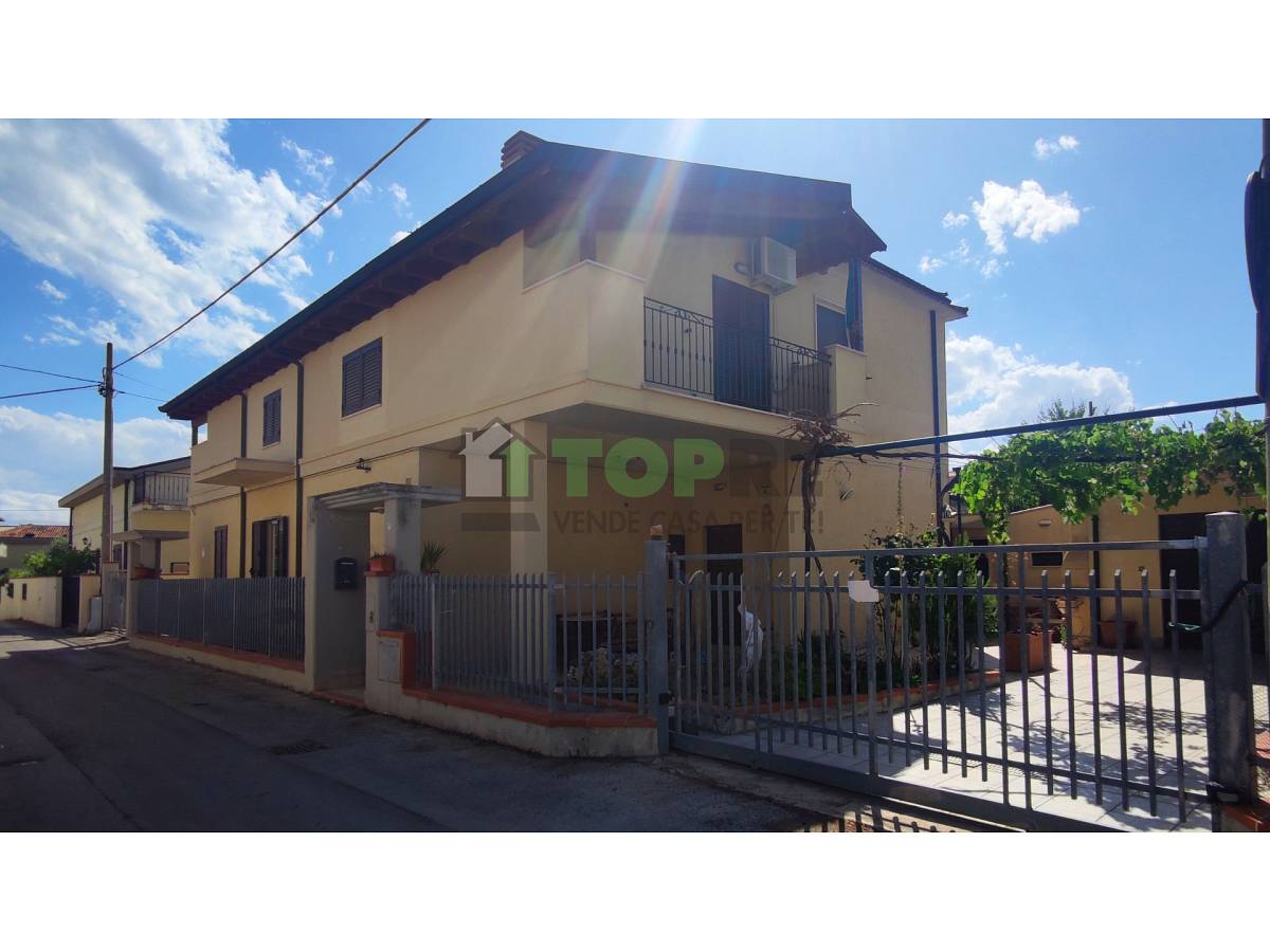 Casa indipendente in vendita in  zona Colli a Pescara - 9999238 foto 4