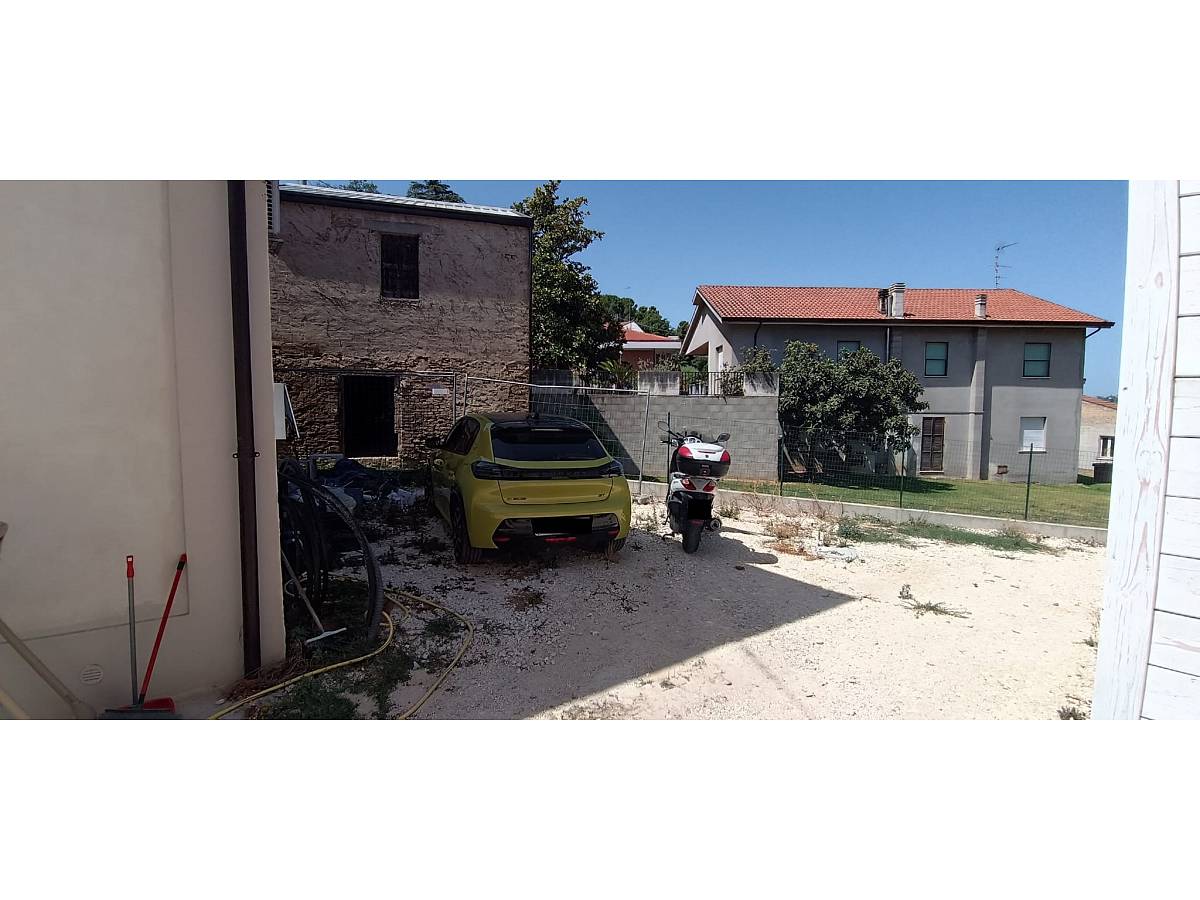 Casa indipendente in vendita in Via MArtiri di Cerreto 29  a Miglianico - 4480977 foto 4